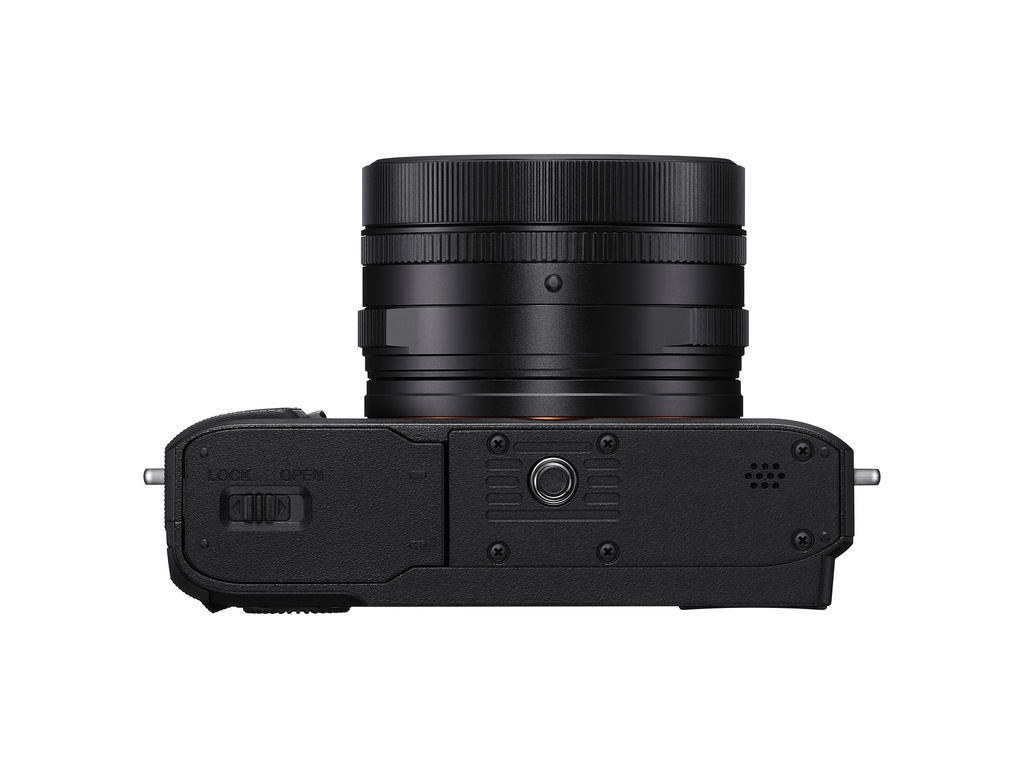 Sony Cyber-shot RX1R III Camera Image 4